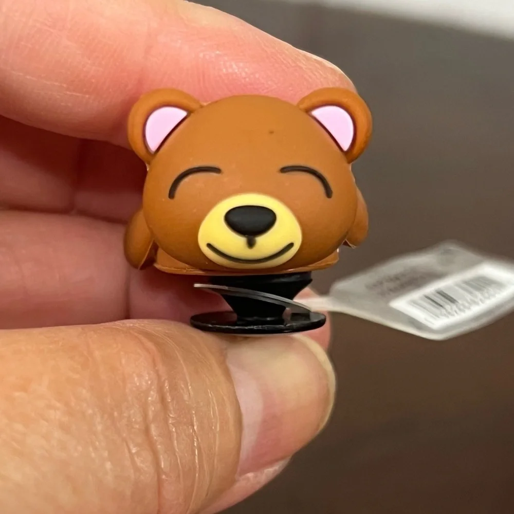 CROCS 3D brown bear on a tummy jibbitz